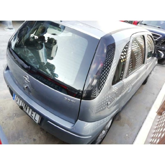 opel corsa c del año 2004