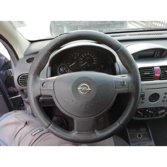 opel corsa c del año 2004