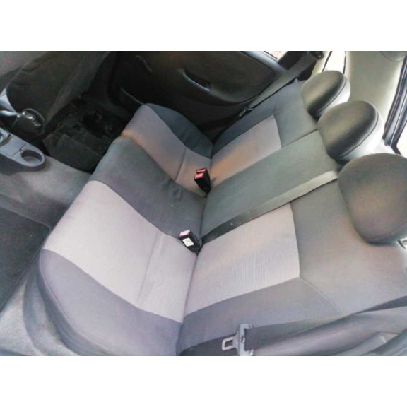 opel corsa c del año 2004