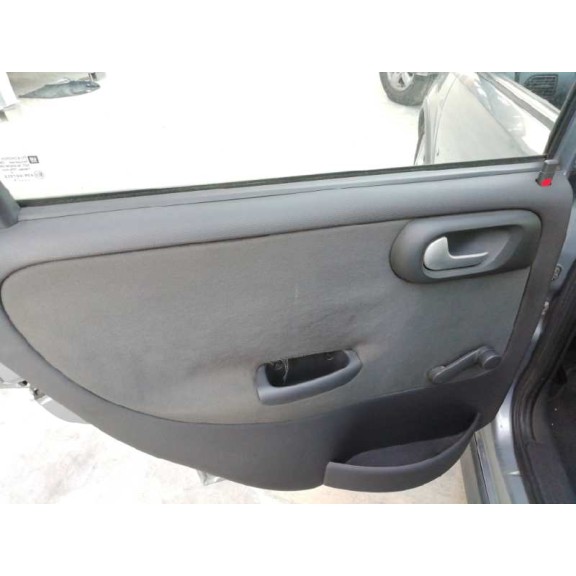 opel corsa c del año 2004