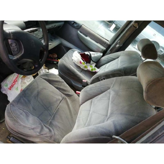 peugeot 806 del año 2001