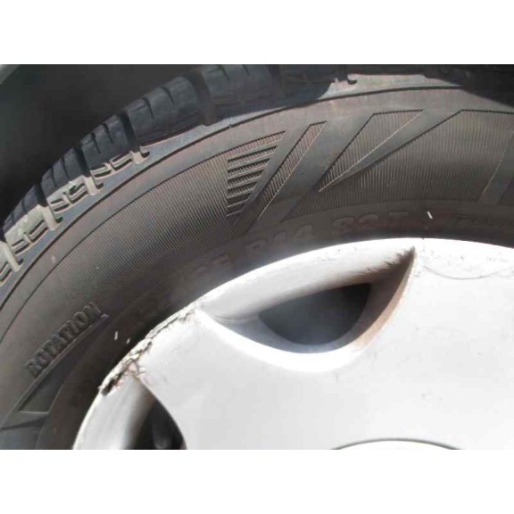 ford fiesta berlina (dx) del año 2001