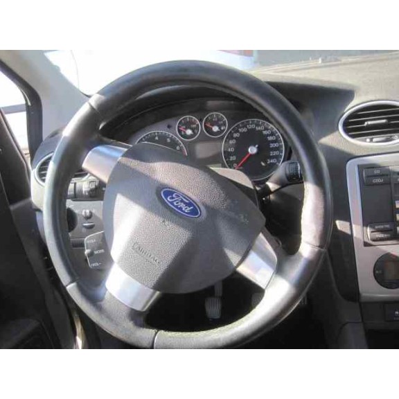 ford focus berlina (cap) del año 2005