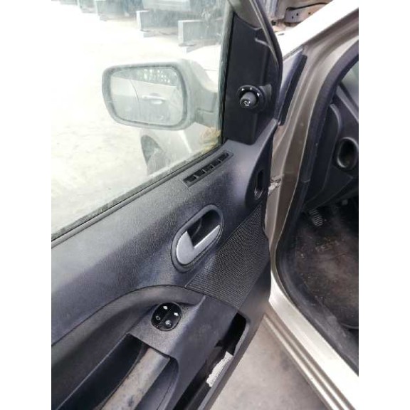 ford fiesta (cbk) del año 2003