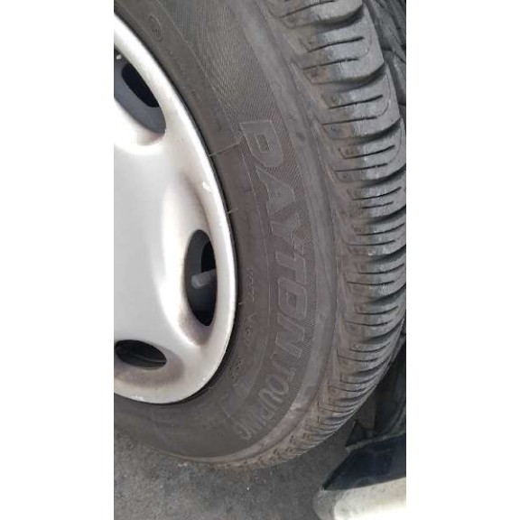 peugeot 106 (s2) del año 2000