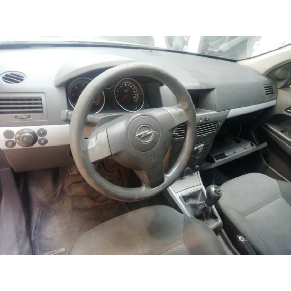opel astra h ber. del año 2004