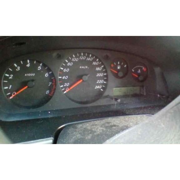 nissan primera berlina (p11) del año 2001