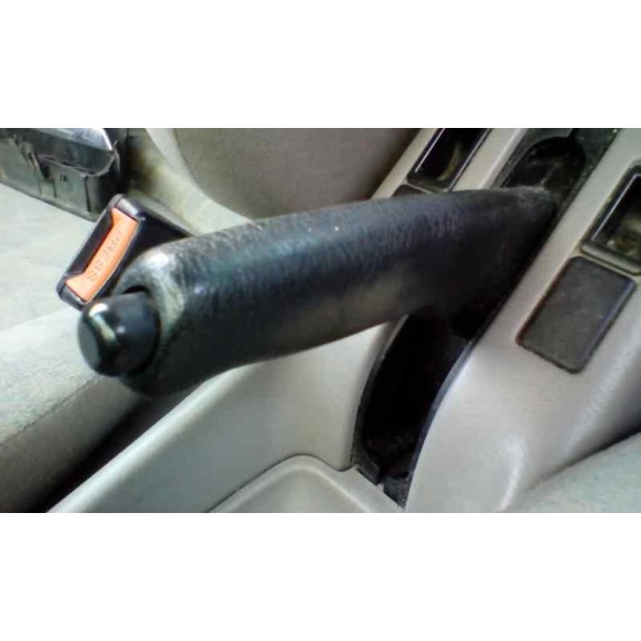 nissan primera berlina (p11) del año 2001