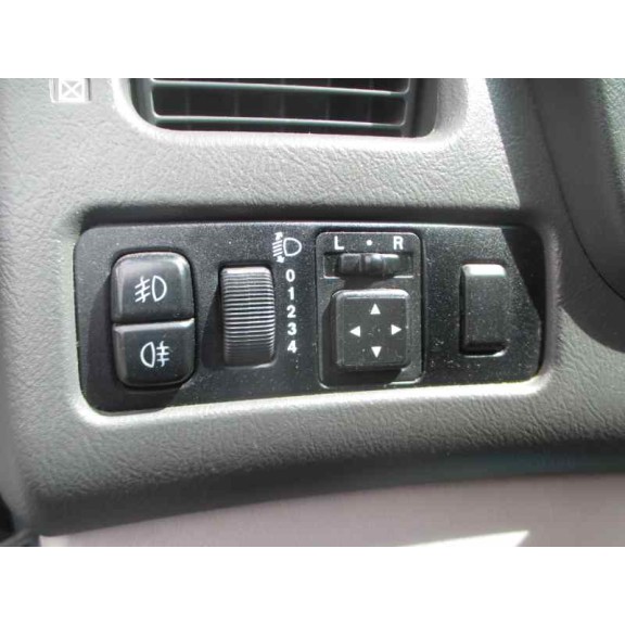 mitsubishi space star (dg0) del año 2004