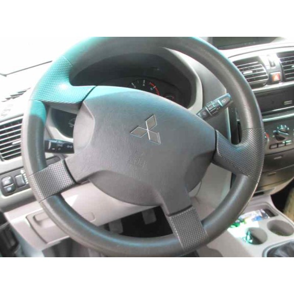 mitsubishi space star (dg0) del año 2004