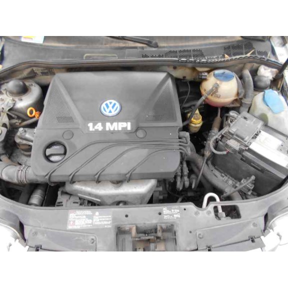 volkswagen polo berlina (6n2) del año 2001