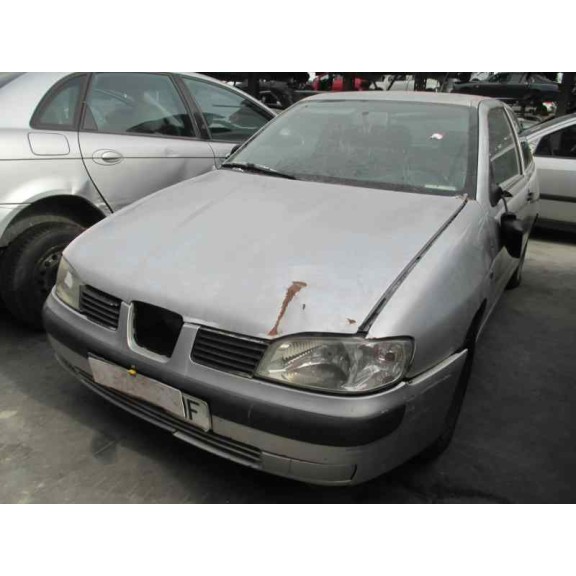 seat ibiza (6k1) del año 2001