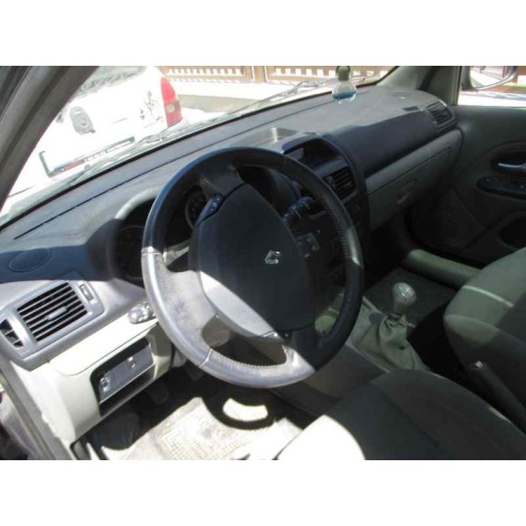 renault clio ii fase ii (b/cb0) del año 2004