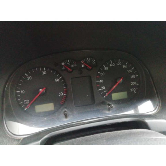 volkswagen golf iv berlina (1j1) del año 2000