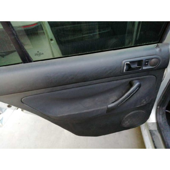 volkswagen golf iv berlina (1j1) del año 2000