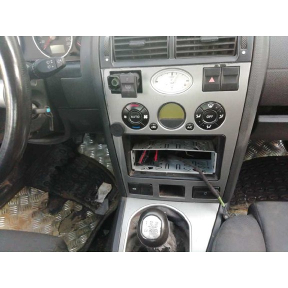 ford mondeo berlina (ge) del año 2001