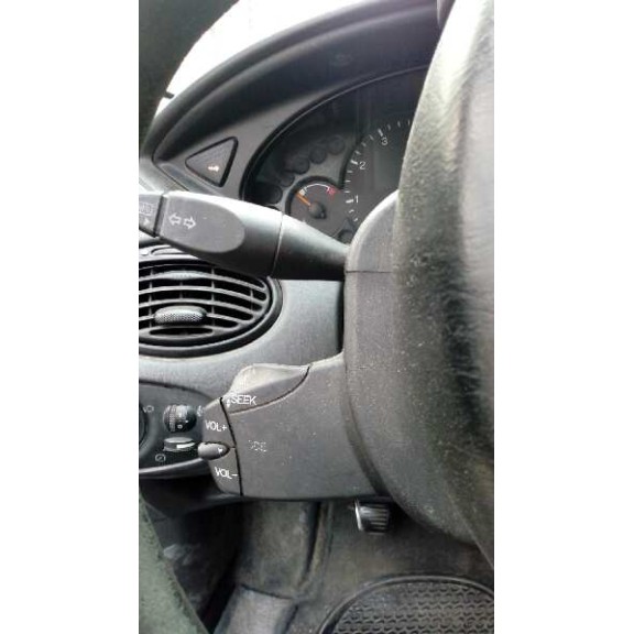 ford focus turnier (cak) del año 2002