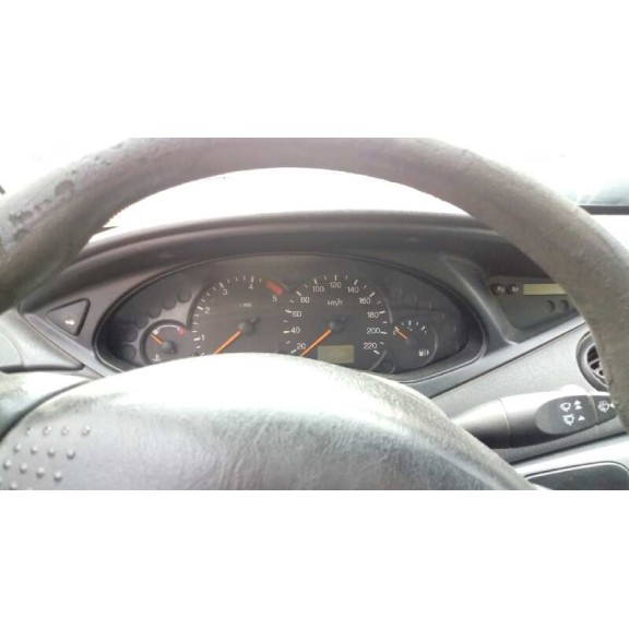 ford focus turnier (cak) del año 2002