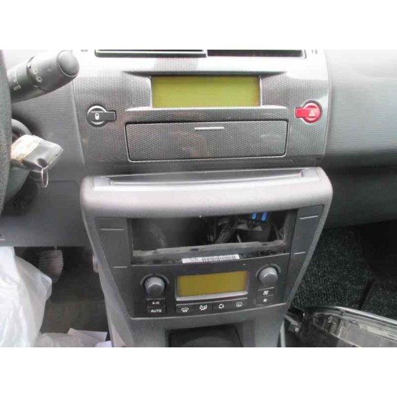 citroën c4 berlina del año 2006