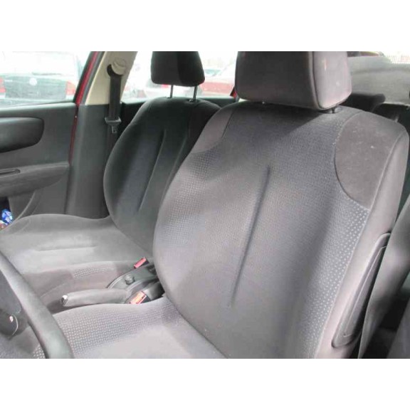 citroën c4 berlina del año 2006