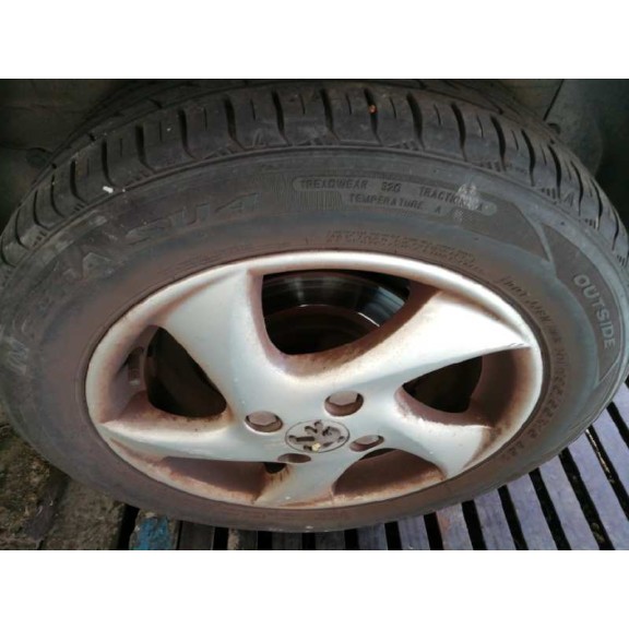 peugeot 206 berlina del año 2004