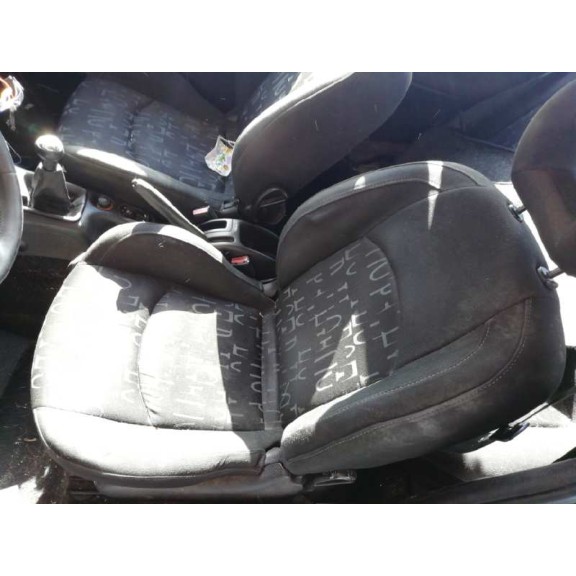 peugeot 206 berlina del año 2004