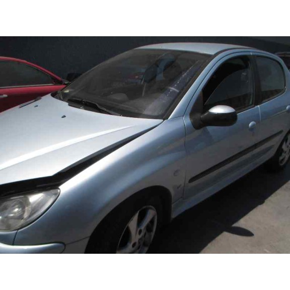 peugeot 206 berlina del año 2004
