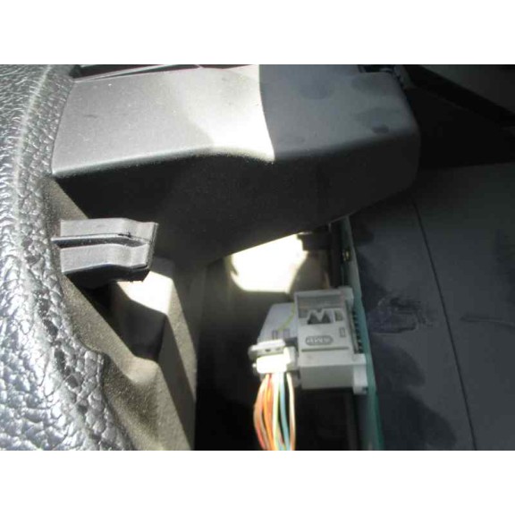 peugeot 206 berlina del año 2004