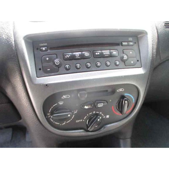 peugeot 206 berlina del año 2004