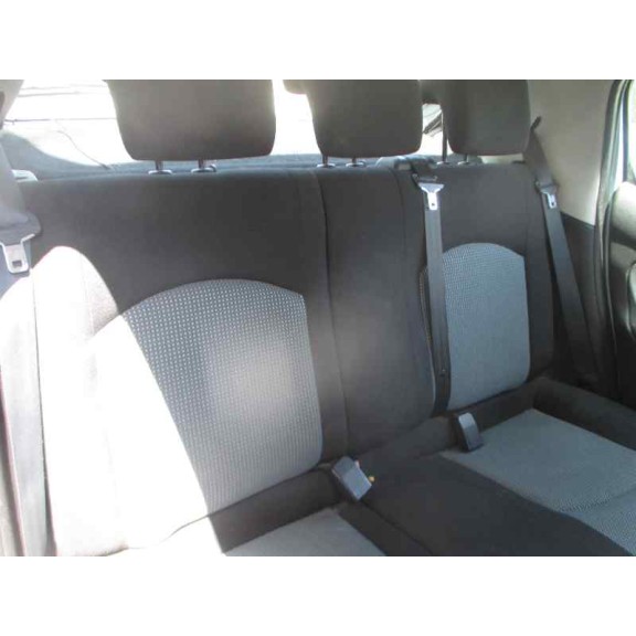 peugeot 206 berlina del año 2004