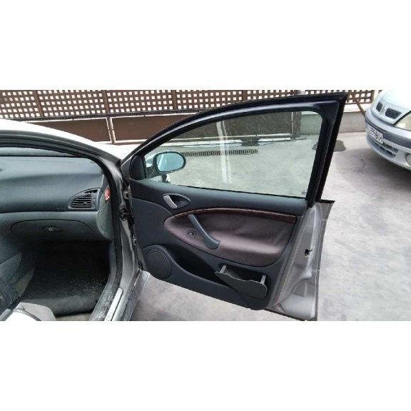 citroën c5 berlina del año 2001