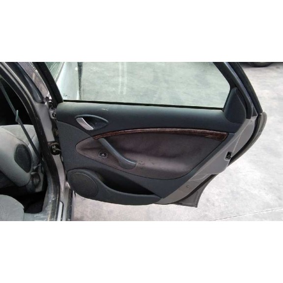 citroën c5 berlina del año 2001