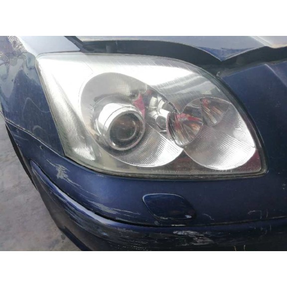 toyota avensis berlina (t25) del año 2004