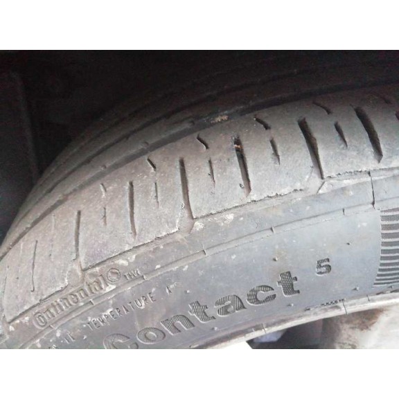 toyota avensis berlina (t25) del año 2004