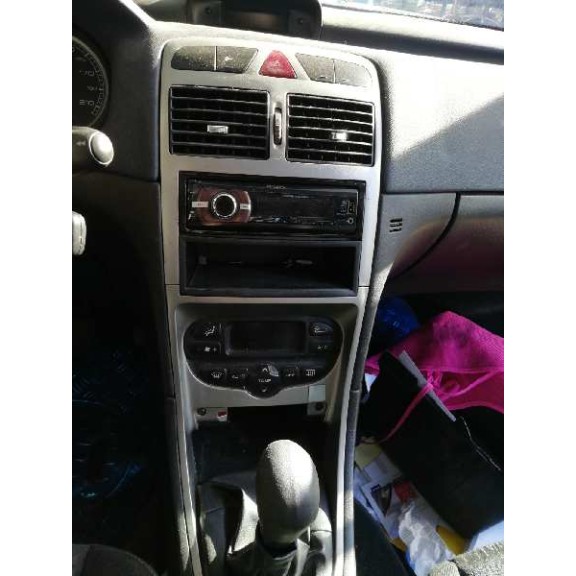 peugeot 307 (s1) del año 2001