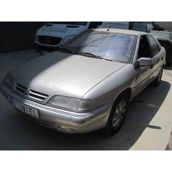citroën xantia berlina del año 2000
