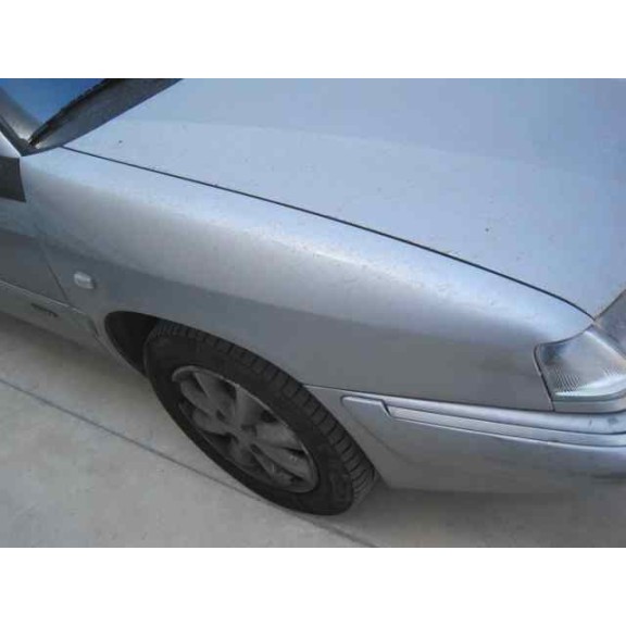 citroën xantia berlina del año 2000