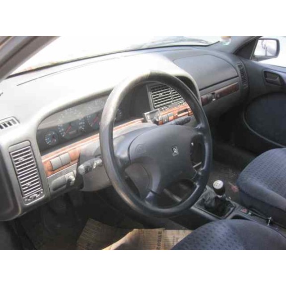 citroën xantia berlina del año 2000