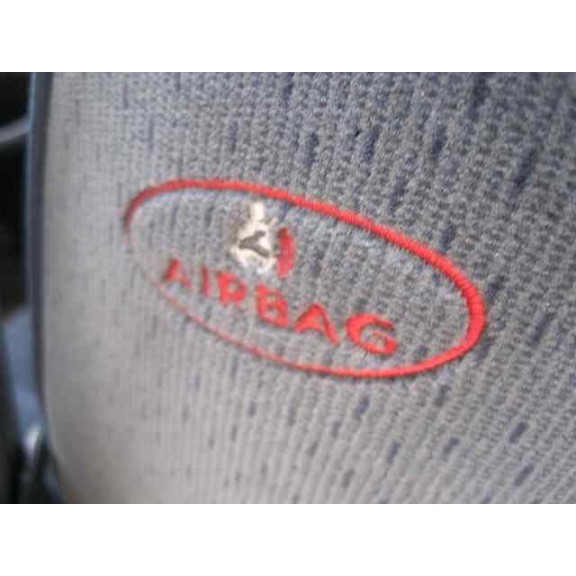 citroën xantia berlina del año 2000