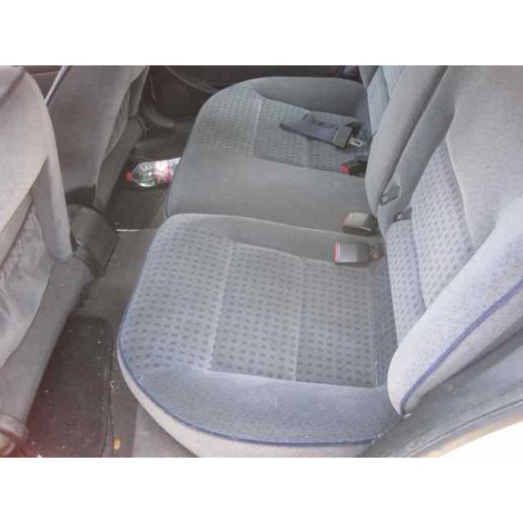 citroën xantia berlina del año 2000