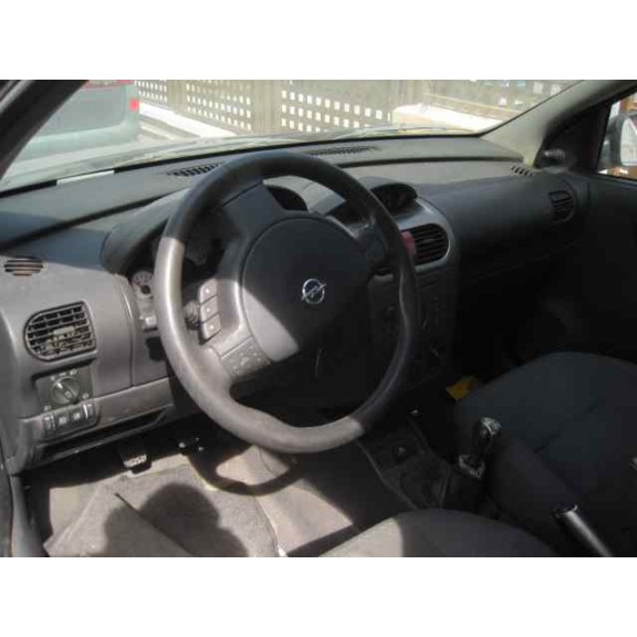 opel corsa c del año 2002