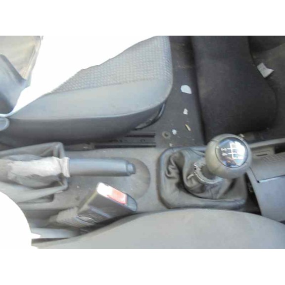 opel corsa c del año 2003