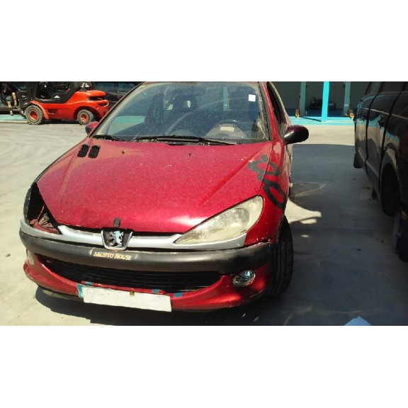 peugeot 206 berlina del año 2001