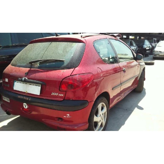 peugeot 206 berlina del año 2001