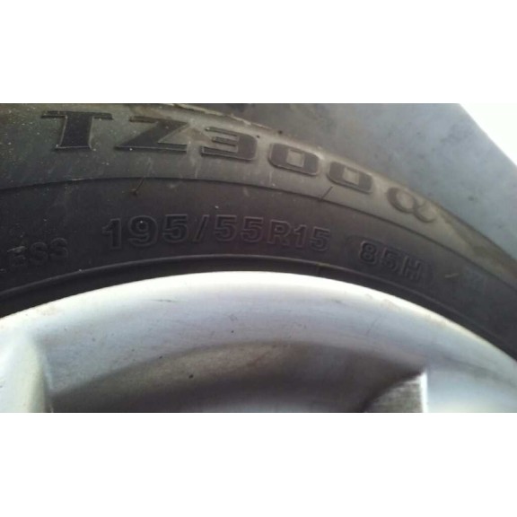 peugeot 206 berlina del año 2001