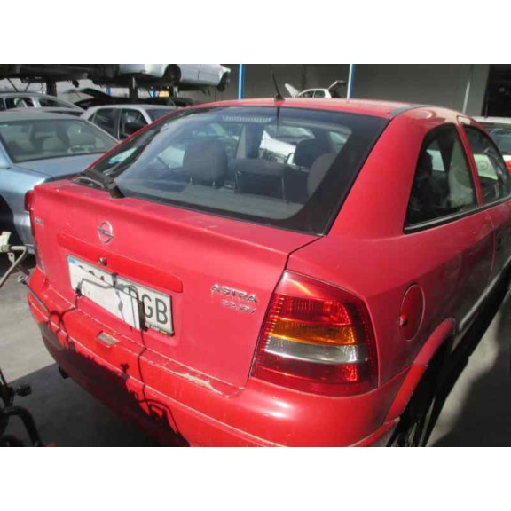 opel astra g berlina del año 2001