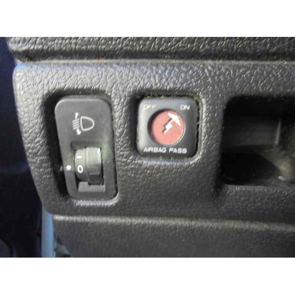 peugeot 206 berlina del año 2003