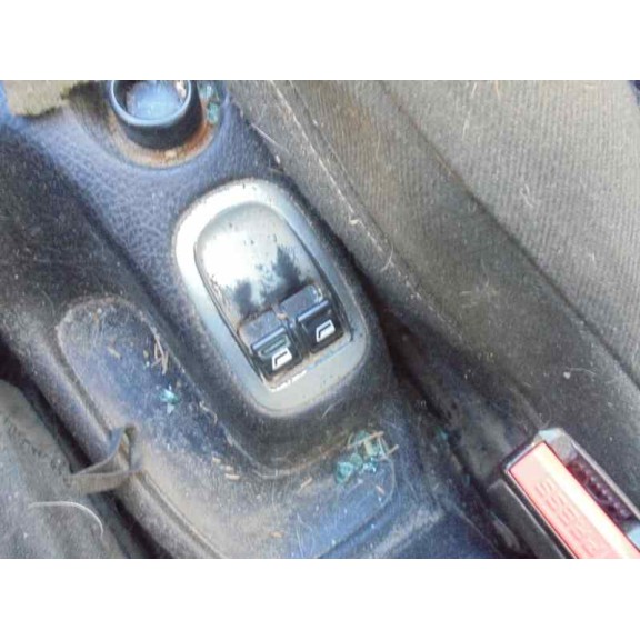 peugeot 206 berlina del año 2003