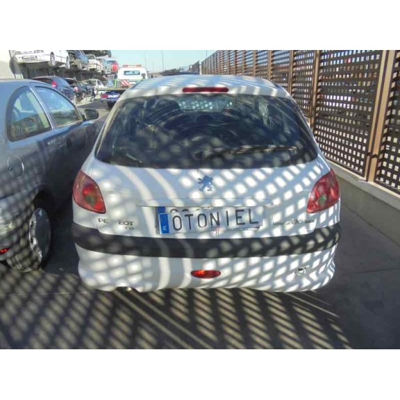 peugeot 206 berlina del año 2003