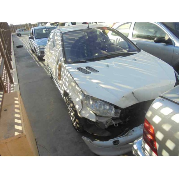 peugeot 206 berlina del año 2003